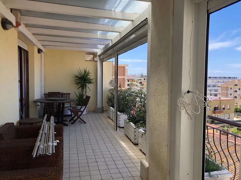 Splendido Appartamento Ultimo Piano Vista Mare Alghero Lido